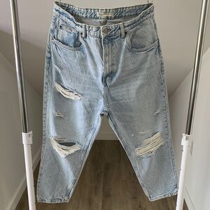 Zara Carrot Relaxed Cropped Fit Jeans